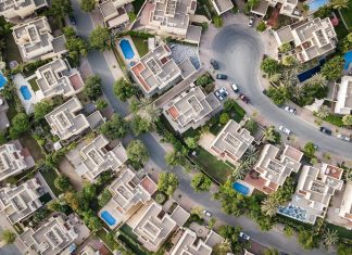 How to Invest Money in Real Estate