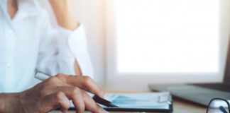Importance of Having an Expense Tracker for Full-Time Employees