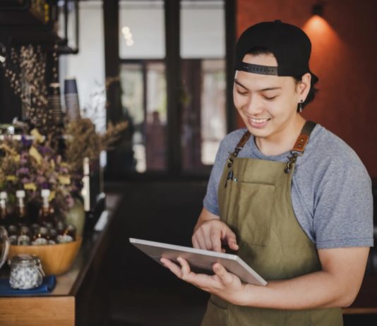 How To Successfully Navigate the Business Industry