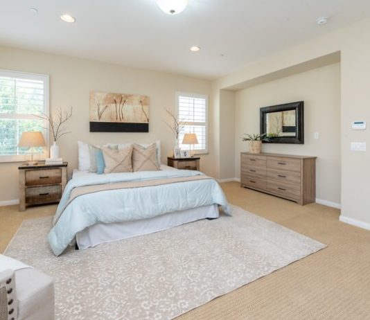 Incorporating Natural Elements Into The Modern Bedroom Design
