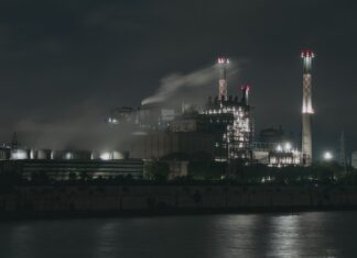 How Oil And Gas Companies Can Improve Production Efficiency