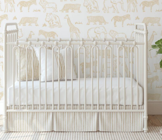 Tips And Tricks for DIY Prepasted Wallpaper Installation To Get A Professional Finish Tips And Tricks for DIY Prepasted Wallpaper Installation To Get A Professional Finish